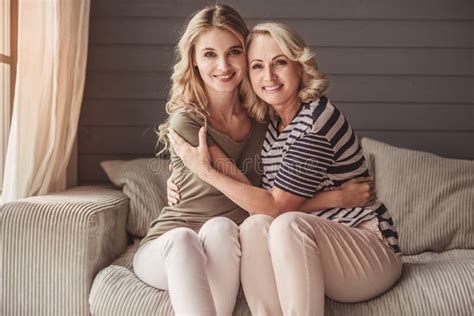 Senior Mum And Adult Daughter Stock Image Image Of Couch Holiday