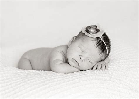 Newborn Baby Sleeping · Free Photo On Pixabay