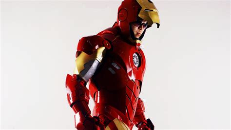 He is a super hero. Make Your Own IRON MAN Suit with a DIY Course - Nerdist