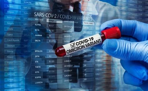 Очільник МОЗ планує схвалити в Україні третю дозу вакцини від коронавірусу
