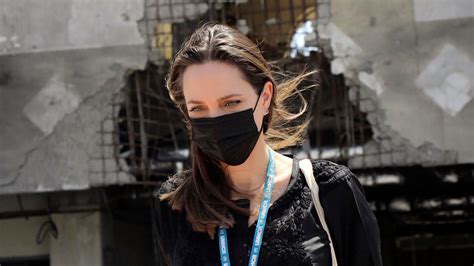 Un Envoy Angelina Jolie In Yemen Ahead Of Fundraising Summit