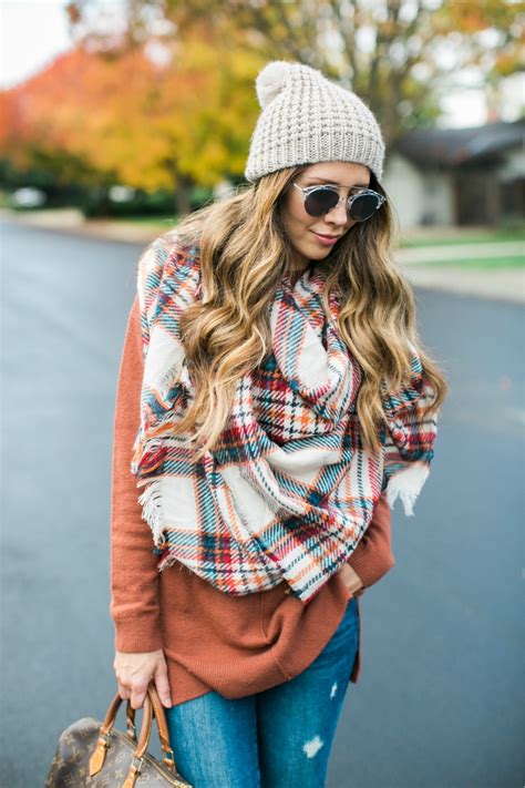 Jewelry, music boxes, cuckoo clocks, lamps Gift Guide for Women Under $25, $50, & $75 | The Girl In ...