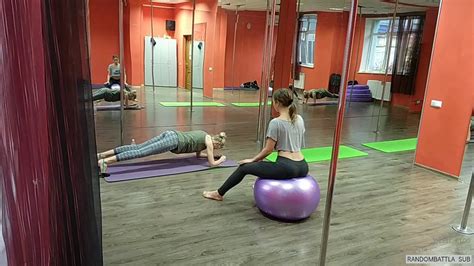 Olesyabulletka Bounces On A Yoga Ball Like A Dck Youtube