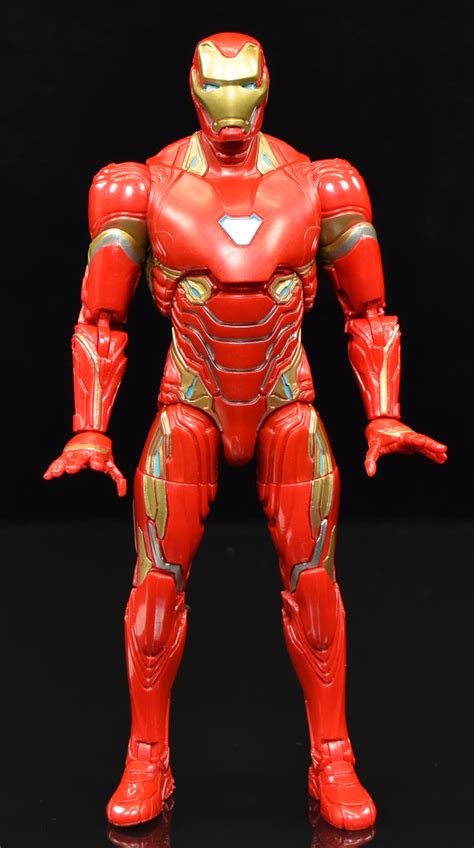 Iron man is a superhero appearing in american comic books published by marvel comics. Hasbro: Marvel Legends Avengers: Infinity War Iron Man and ...