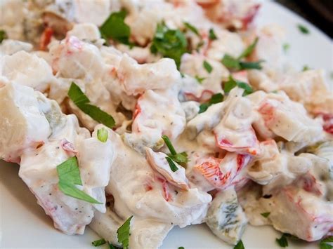 Makes 10 to 12 servings. Crab Salad