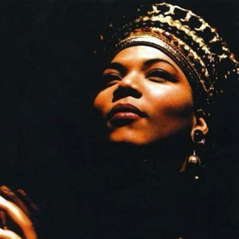 Queen Latifah Biography — Hip Hop Scriptures