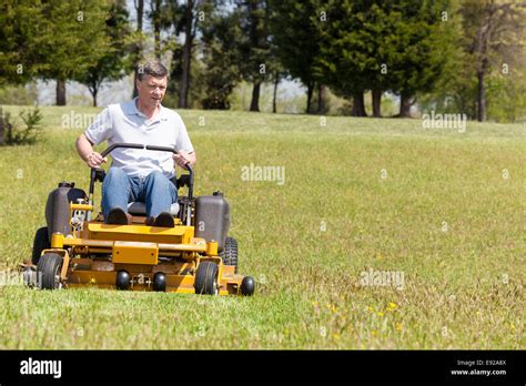 Ride On Riding Lawn Mower Hi Res Stock Photography And Images Alamy