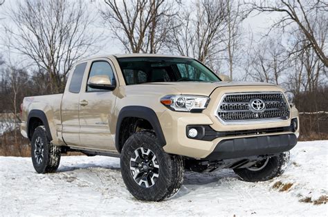 2016 Toyota Tacoma First Look
