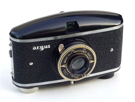 Argus Model M The Argus M Is A Small Bakelite Camera With Flickr