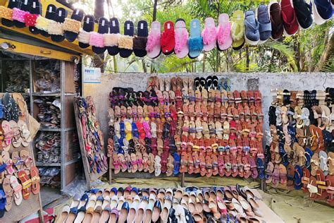 7 Best Markets For Shopping In Pune Lbb Pune