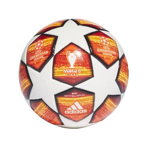 Find out which football teams are leading the pack or at the foot of the table in the championship on bbc sport. adidas Ballon Champions League 2019 Finale Mini - Blanc ...
