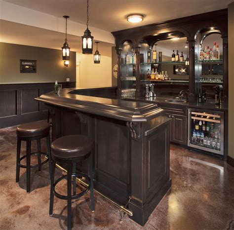 15 Astonishing Traditional Home Bars For Your Daily