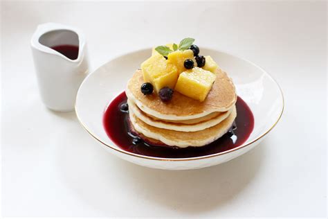 Buttermilk Pancakes With Blackberry Syrup Cheerupbite