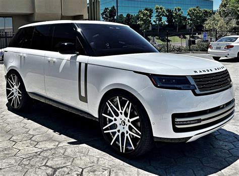 2023 Range Rover Supercharged V8 Sitting On Forgiato Wheels Range