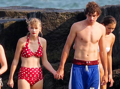 Taylor Swift Conor Kennedy Hold Hands Photo