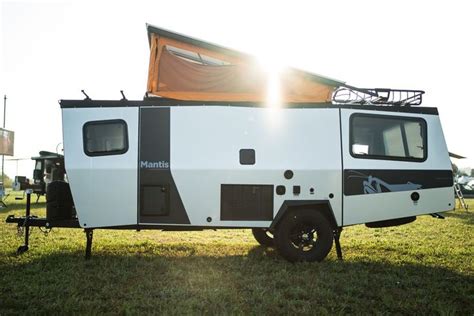 Compact Trailer Can Sleep 4 And Fit In Your Garage Camper Trailer For