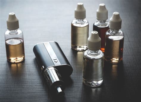 The user has to pick up the vape, put its end in the mouth, and take a drag. THC Vape Juice and Best E-liquid Brands - Vapor Smooth
