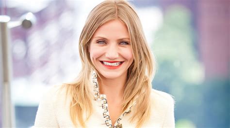 How To Steal The Look Of Cameron Diaz S Stunning Minimal Kitchen In Your Own Home