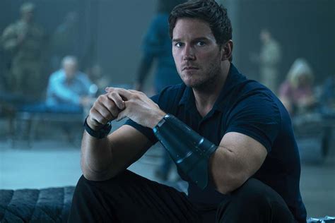 The tomorrow war is just one movie (along with the first fear street flick) debuting tomorrow to be fair, the fox alien invasion blockbuster cost just $70 million, which was not absurdly expensive in a. Don't Miss: Chris Pratt takes on aliens in Amazon's The ...