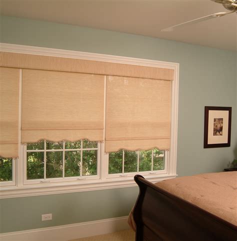 Roller Shades With Coordinating Valance And Decorative Shaped Hem