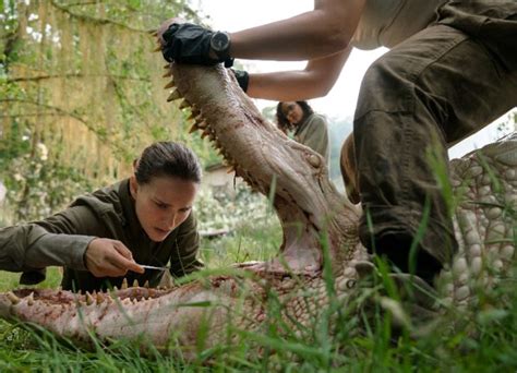 Annihilation Trailer Is Swimming In All The Alex Garland Madness You