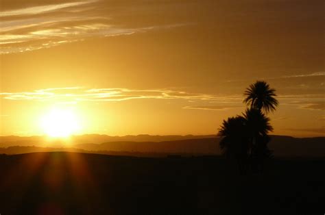 Desert Sunset The Sun Sets Over The Sahara Desert Near Tin Flickr