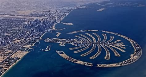 Dubai Palms Aerial View Of The Artificial Islands Palm Ju Flickr