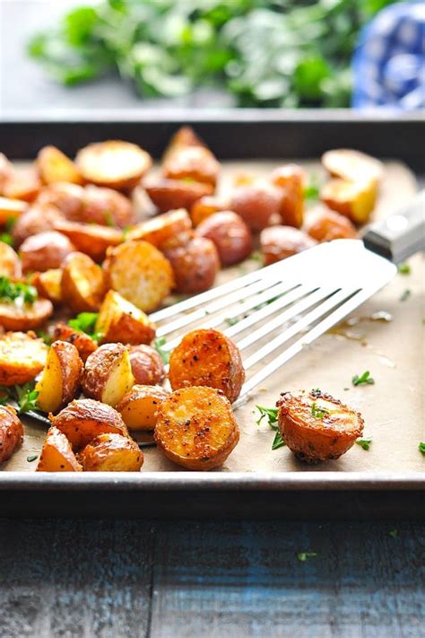 Crispy Seasoned Oven Roasted Potatoes The Seasoned Mom