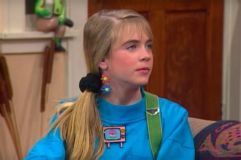 Clarissa Explains It All Reboot In The Works With Melissa Joan Hart