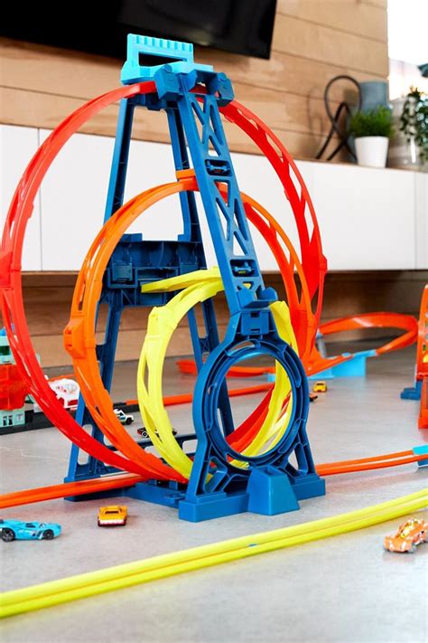 Mattel Hot Wheels R Track Builder Unlimited Triple Loop Kit