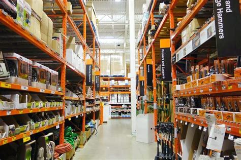 Home Depot Shares Drop After 1q Sales Miss Estimates