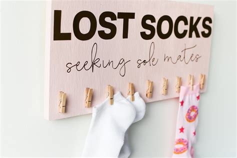 Diy Lost Socks Sign Tutorial