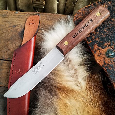 The Okc Old Hickory Hunter Is As Awesome As You Expect Knife Newsroom