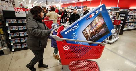 Black Friday Sales Surge Thanksgiving Evening Reach 152b In Us