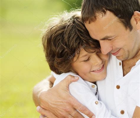 Actualizar 66 Imagen Imagenes De Un Padre Abrazando A Su Hijo