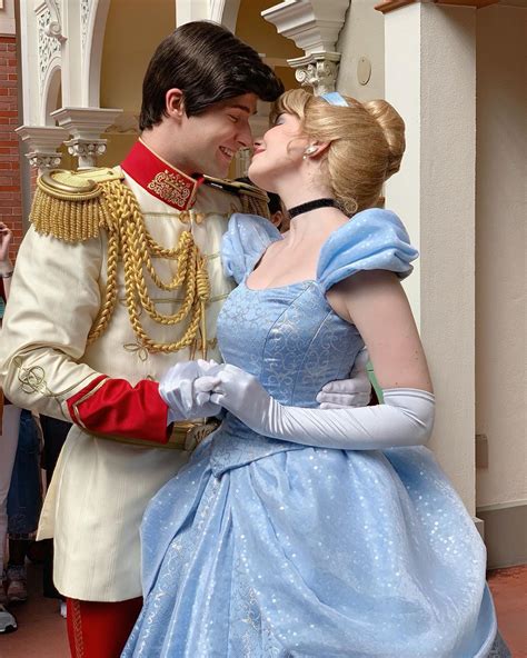Pin By Gwendolyn Sansbury On A Disney Parks Characters Cinderella And