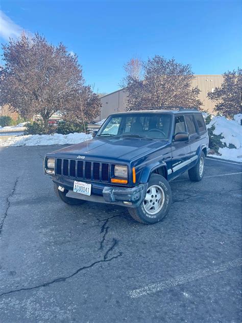 2000 Jeep Cherokee · Sport SUV 4D - Cars & Trucks - Spokane, Washington