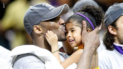 Vanessa Bryant Pays Emotional Tribute To Kobe Bryant On What Would Ve Been His 42nd Birthday