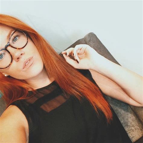 Daniellecolleen Long Redhair Redhead Tortoise Shell Glasses Auburn Hair Gorgeous Women