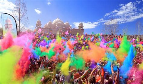 Indias Colorful Holi Festival Guide The Discoverer