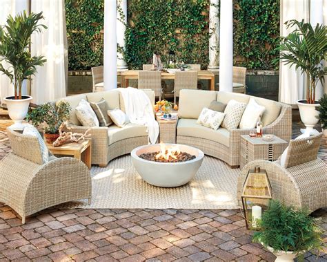 15 Foolproof Ways To Arrange Outdoor Furniture In Any Space
