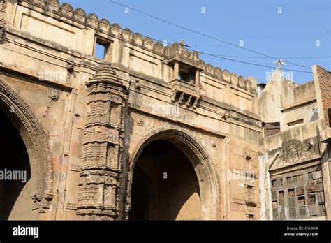 Ahmedabad Gate Hi Res Stock Photography And Images Alamy