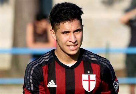 Mauri created with the chef's hometown in mind. Mauri gets first Italy Under-21 call-up - GazzettaWorld