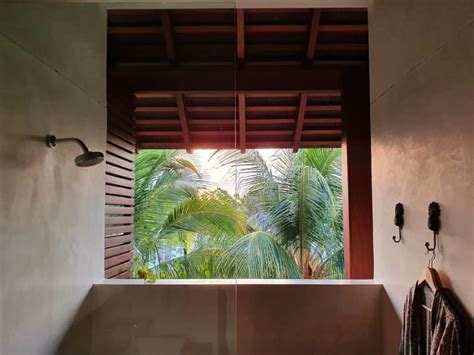 11 Beautiful Outdoor Bathrooms Indooroutdoor Bathrooms Ideas With