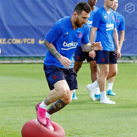 Sprints Stretches And No Sugar It S The Fitness Regime That Keeps Messi Top Lionel Messi