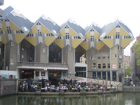 Die top 10 highlights der niederländischen hafenstadt. Rotterdam fällt aus dem Rahmen - Boarding Completed