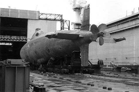 Russias Alfa Class The Titanium Submarine That Stumped Nato The