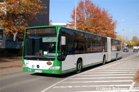 Rufen sie uns an und. NRW-Bus.de