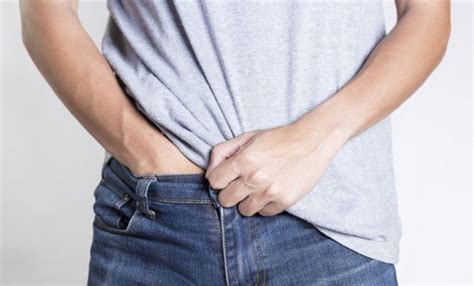 Concerned About Testicular Pain Here Are 8 Symptoms To Be Aware Of