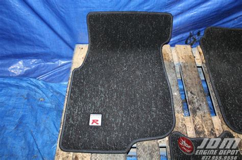 Fits the floor perfectly with raised edges* 100% waterproof lamination protects the car from dirt, water and oil. 94 01 HONDA INTEGRA DC2 ITR TYPE R RHD OEM GREY FLOOR MATS JDM B18C B18B | JDM Engine Depot